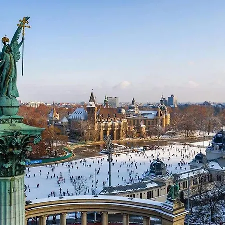Parisian Soul In The Heart Of Lägenhet Budapest