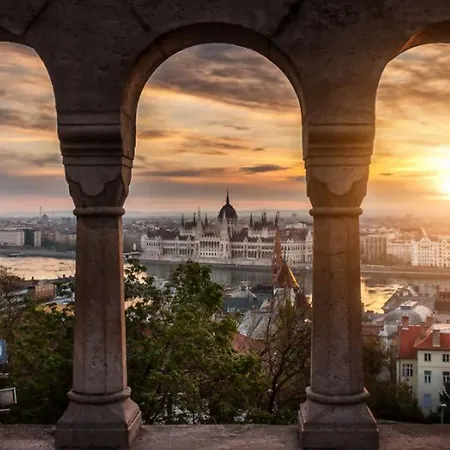Lejlighed Parisian Soul In The Heart Of Budapest